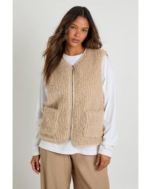 Boohoo Textured Faux Fur Gilet - Natural