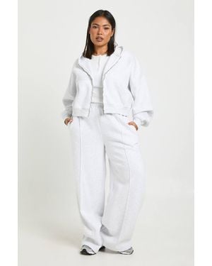 Boohoo Plus Core Basic Pintuck Detail Straight Leg Jogger - White