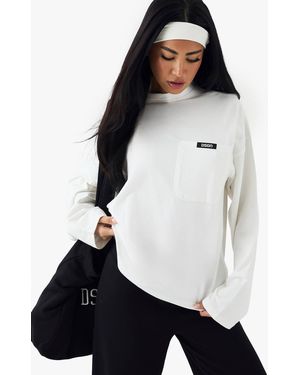 DSGN Studio Woven Label Long Sleeve Oversized T-Shirt - White