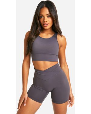 DSGN Studio Ultra Sculpt Padded Deep Hem Light Support Sports Bra - Blue