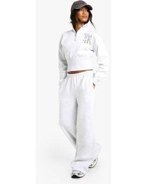 Boohoo La Applique Quarter Zip Shrunken Tracksuit - White