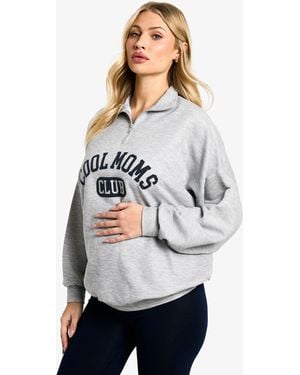 Boohoo Conjunto Premamá De Leggings Y Sudadera Con Cremallera A La Mitad Y Eslogan Cool Moms Club - Blanco