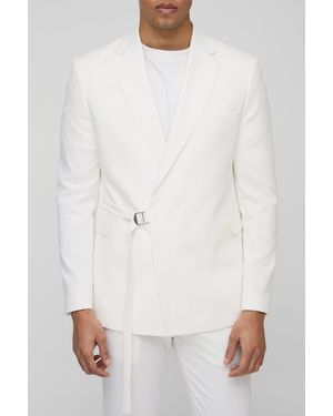 BoohooMAN Anzugjacke mit geradem Bein und Wickel-Detail - Weiß