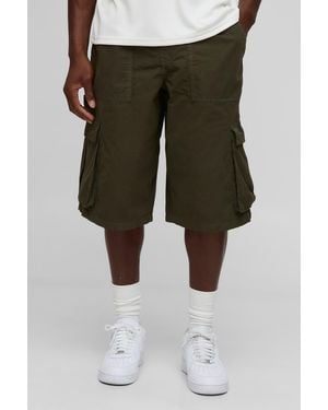 BoohooMAN Elasticated Waist Long Line Baggy Carpenter Cargo Shorts - Green