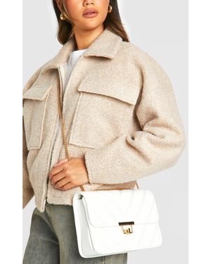 Boohoo Bolso Cruzado Acolchado De Cuero Sintético Con Cadena - Blanco
