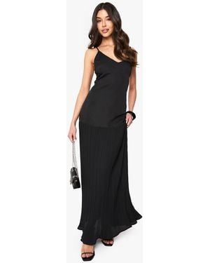 Boohoo Dropped Waist Pleated Maxi Dress - Black