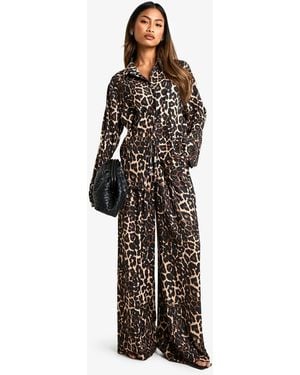 Boohoo Relaxed Woven Leopard Shirt & Drawstring Wide Leg Trouser Co-Ord - Multicolor