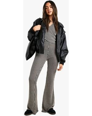 Boohoo Tone Rib Highwaisted Flare Trouser - Black