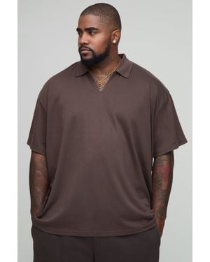 Boohoo Plus Oversized Interlock V Neck Polo - Brown
