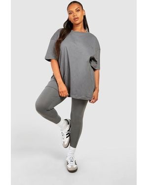 Boohoo Plus Oversized T-Shirt And Legging Set - Gray