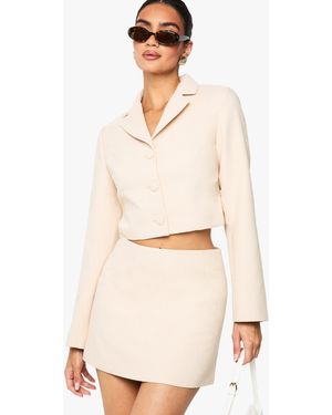Boohoo Americana Entallada Crop De Tejido Bouclé - Neutro