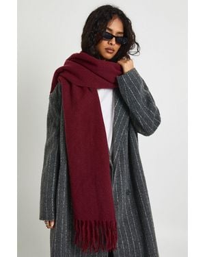 Boohoo Tassel Lightweight Blanket Scarf - Rojo