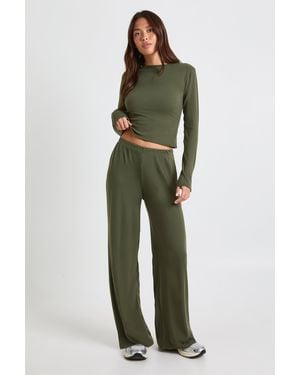 Boohoo Ultra Soft Wide Leg Trouser - Green