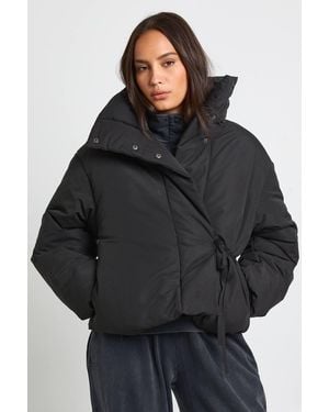 Boohoo Short Funnel Neck Puffer Jacket - Black