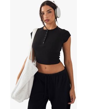 DSGN Studio Button Detail Embroidered Short Sleeve Top - Black