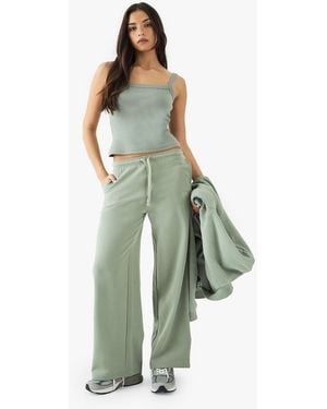 Boohoo Embroidered Straight Leg Jogger - Green