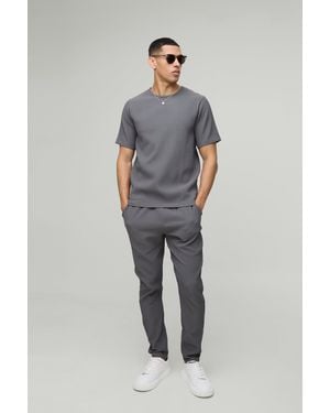Boohoo Conjunto De Pantalón Deportivo Ajustado Y Camiseta Plisada - Gris