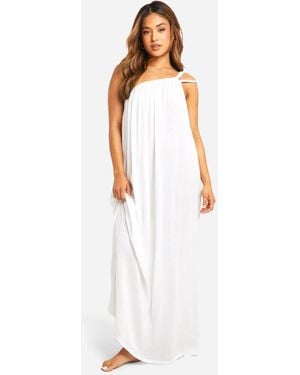 Boohoo Petite Plait Trim Beach Maxi Dress - White