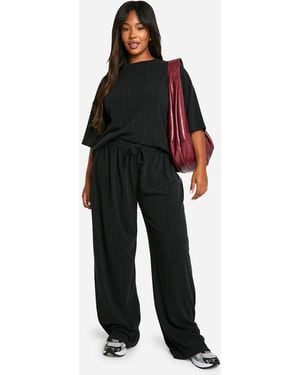 Boohoo Plus T-Shirt & Wide Leg Trouser Co-Ord - Black