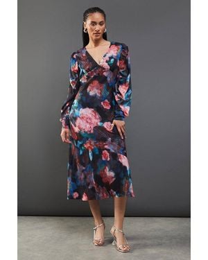 Warehouse Metallic Shadow Stripe Gathered Sleeve Plunge Neck Maxi Dress - Gray