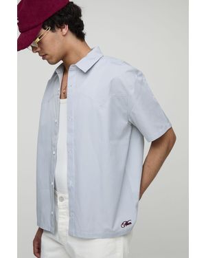 BoohooMAN Oversized Embroidered Stripe Western Shirt - Blue