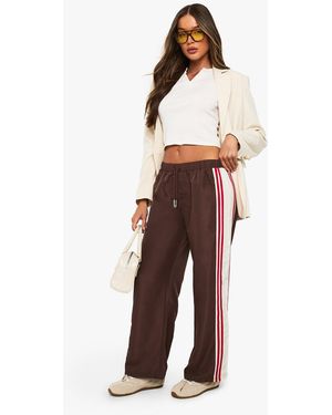 Boohoo Nylon Contrast Side Stripe Panel Track Pant - Brown