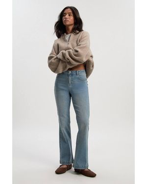 Boohoo Petite Mid Rise Y2K Bootcut Jean - Blue