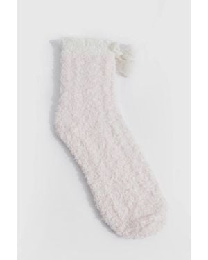 Boohoo Pom Pom Fluffy Bed Socks - White
