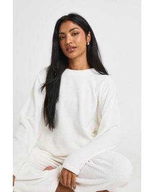 Boohoo Waffle Fleece Sweater & Sweatpants Lounge Set - White