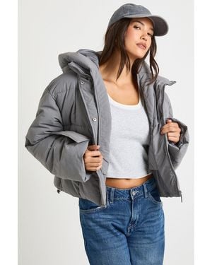 Boohoo Hooded Textured Puffer Jacket - Grey