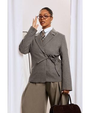 Boohoo Plus Tie Detail Wool Look Blazer - Brown