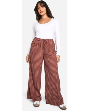 Boohoo Plus Woven Elasticated Waist Stripe Pants - Red