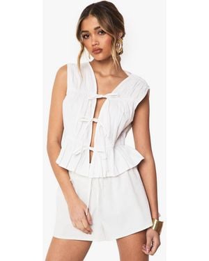 Boohoo Ruched Poplin Tie Front Sleeveless Top - White