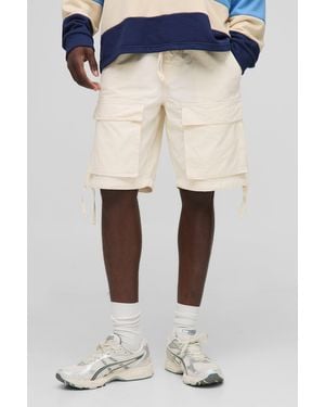 BoohooMAN Elasticated Waist Relaxed Fit Cargo Shorts - White