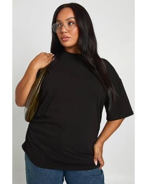 Boohoo Plus Ruched Side Oversized T-Shirt - Black