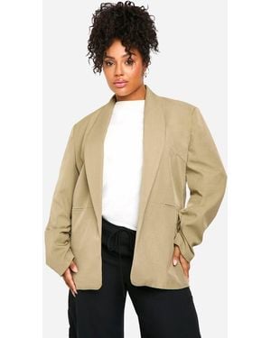 Boohoo Plus Essential Oversized Ruched Sleeve Blazer - Natural