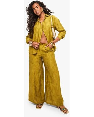 Boohoo Woven Crinkle Wide Leg Pants - Yellow