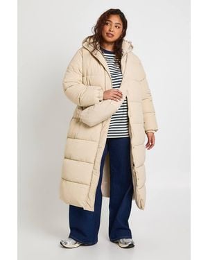 Boohoo Plus Quilted Tie Waist Puffer Coat And Bag - Blue