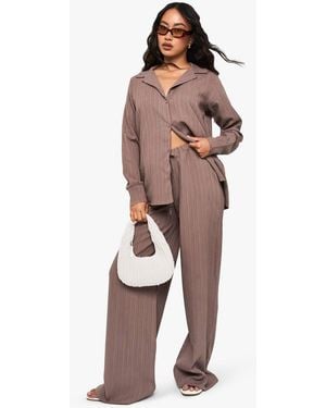 Boohoo Crinkle Low Rise Straight Leg Trouser - Brown