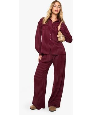 Boohoo Woven Striped Pleated Wide Leg Pants - Red