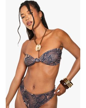 Boohoo Top De Biquini Palabra De Honor Essentials Con Estampado De Serpiente - Azul