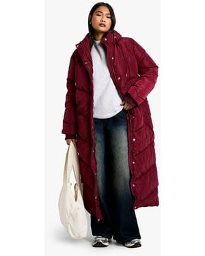 Boohoo Hooded Maxi Length Puffer - Red