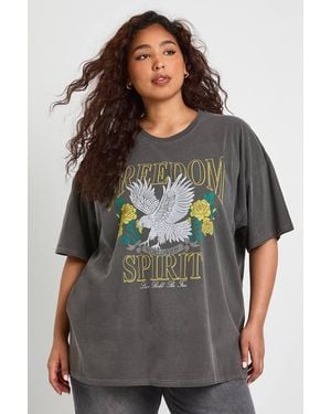Boohoo Plus Freedom Band T-Shirt - Gray