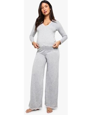 Boohoo Maternity Long Sleeve Jersey Top & Trouser Pj Set - White