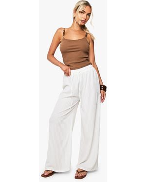Boohoo Pantalón De Pernera Ancha Texturizado - Blanco