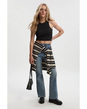 Boohoo Petite Comfort Stretch High Waist Flared Jean - Blue