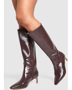 Boohoo Botas De Holgura Ancha Por La Rodilla Con Tacón Bajo Y Acabado Efecto Cocodrilo - Negro