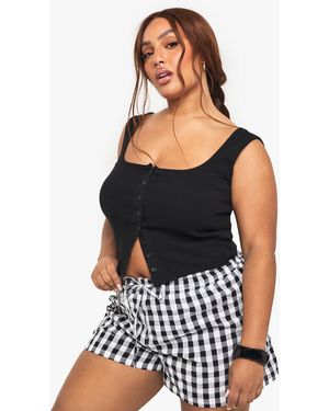 Boohoo Top Plus De Canalé Con Botones Y Escote Cuadrado - Negro