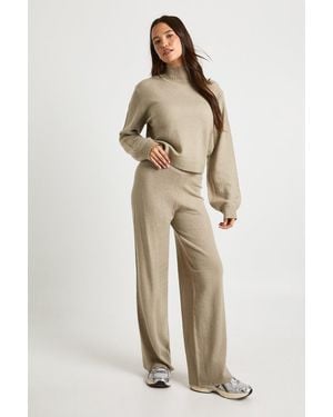 Boohoo Super Soft Knitted Crop Sweater And Wide Leg Trouser Co-Ord - Natural
