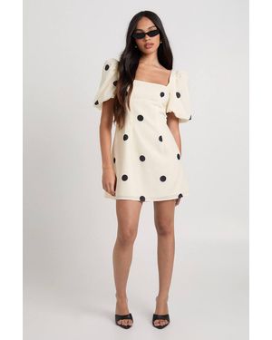 Boohoo Large Polka Dot Linen Look Shift Dress - White